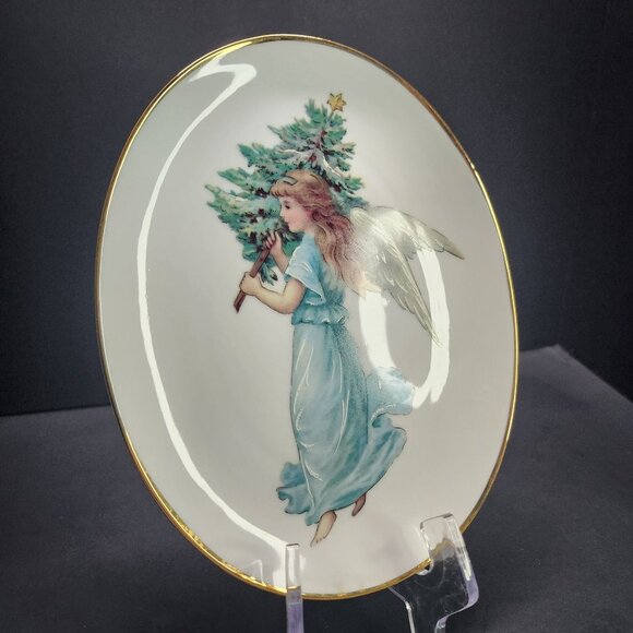 Vintage Porcelain Oval Christmas Angel Decorative Plate 9'' Gold Rimmed - Picture 4 of 7